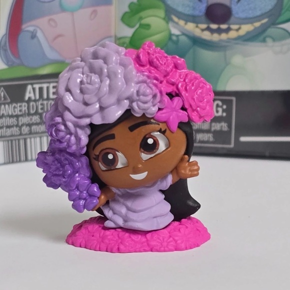 Disney Doorables Other - Disney Doorables - Isabela Madrigal